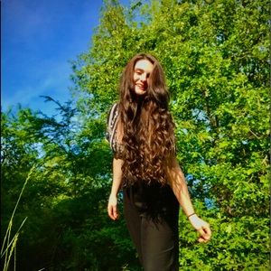 Meet your Posher, Victoria